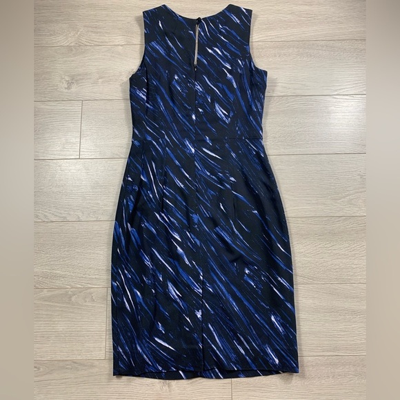 MILLY Blue Brushstroke Print V-Neck Sheath Work Career Office Midi Dress - Picture 5 of 15